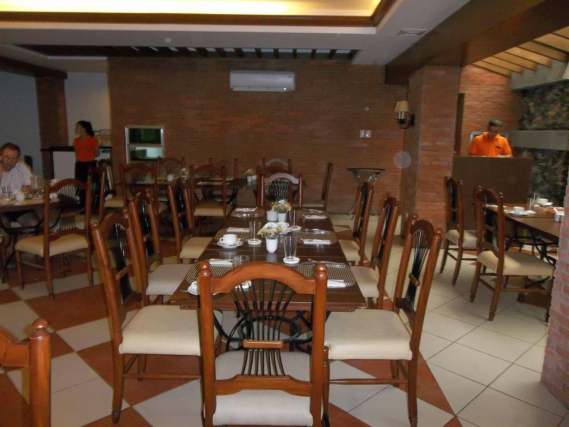 Hotel Emilia Davao Exterior foto